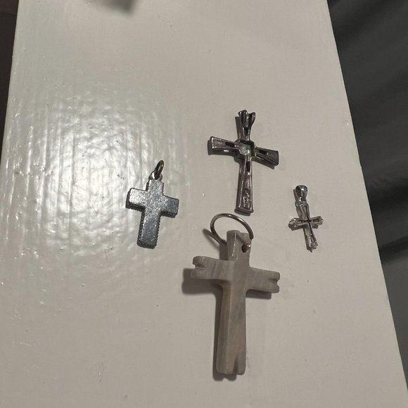 Bundle of Cross Pendants - Picture 3 of 3